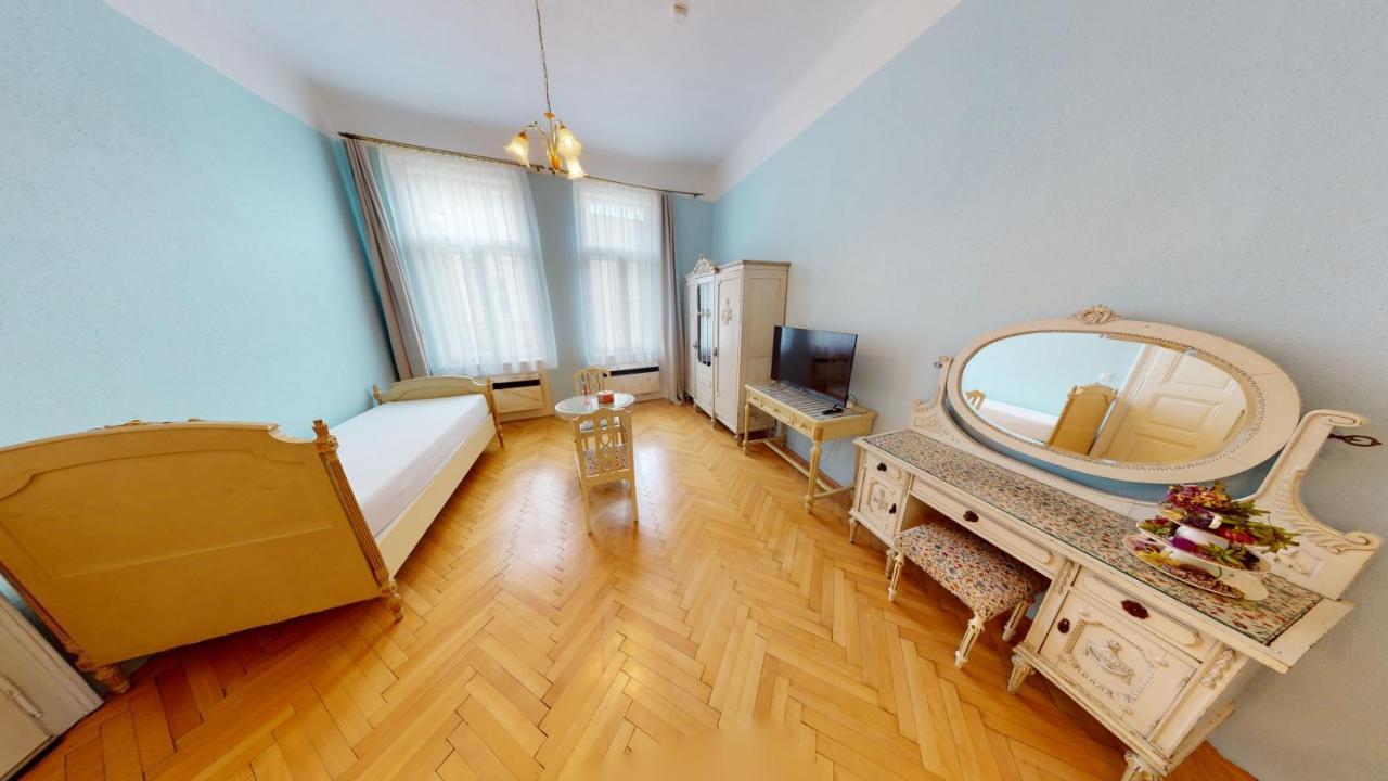 Apartments Kroměříž Eksteriør billede