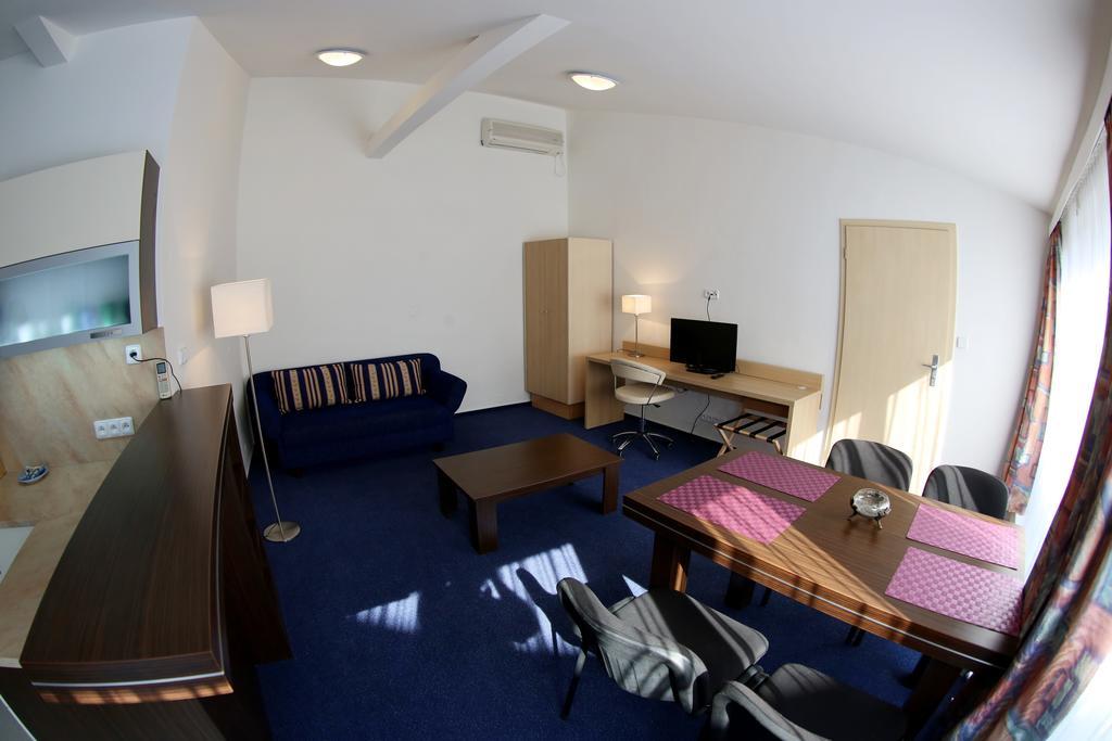 Apartments Kroměříž Værelse billede