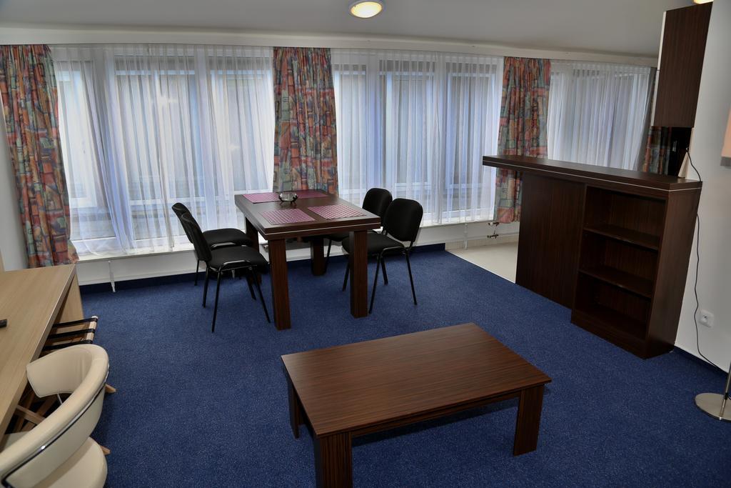 Apartments Kroměříž Værelse billede