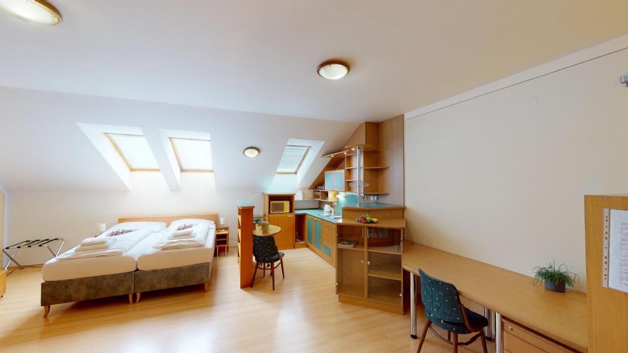 Apartments Kroměříž Eksteriør billede