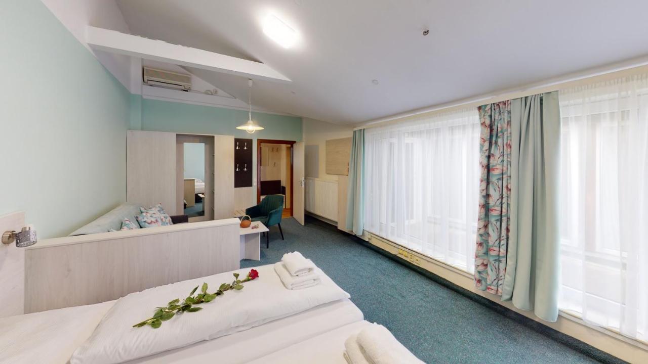 Apartments Kroměříž Eksteriør billede