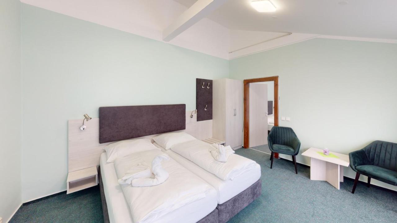 Apartments Kroměříž Eksteriør billede